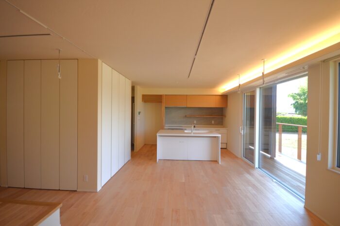 八ヶ岳の麓、こだわりの平屋